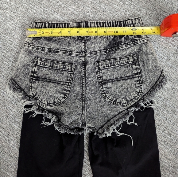 🔷NWT - Kendall & Kylie Black Combination  Cut-Off Jean And Bike Shorts In One - Picture 7 of 9